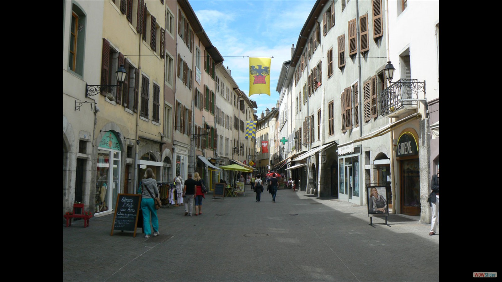 Place St. Léger.
